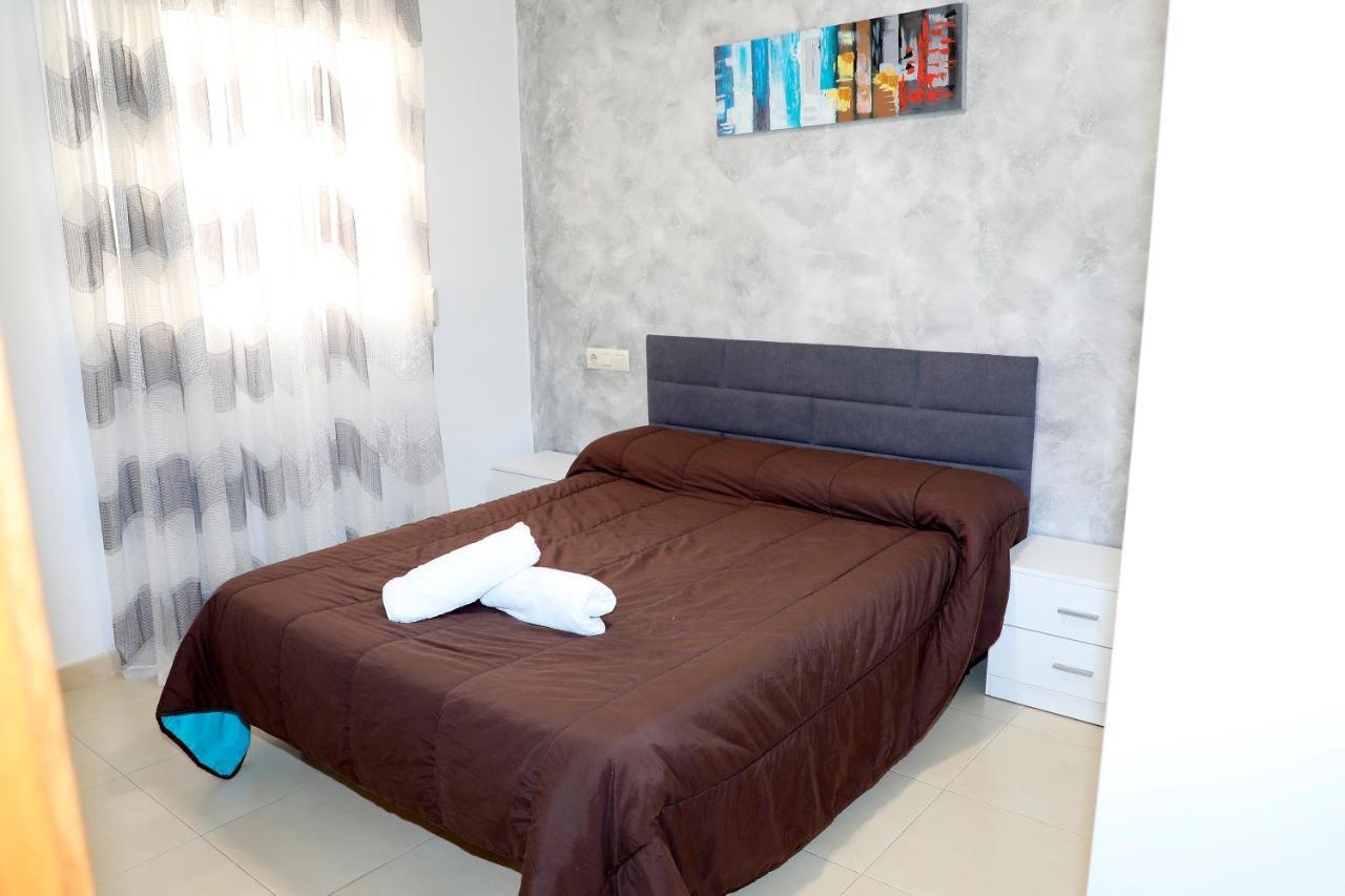 Apartamento Completo Clara Campoamor 卡沃内拉斯 外观 照片