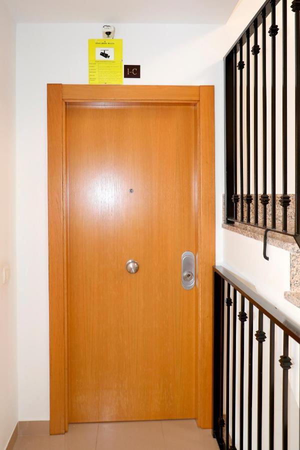 Apartamento Completo Clara Campoamor 卡沃内拉斯 外观 照片